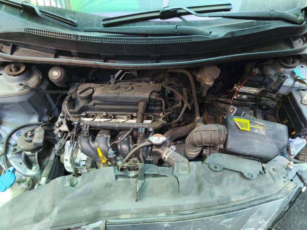  Hyundai ACCENT RB 2012    EN DESARME